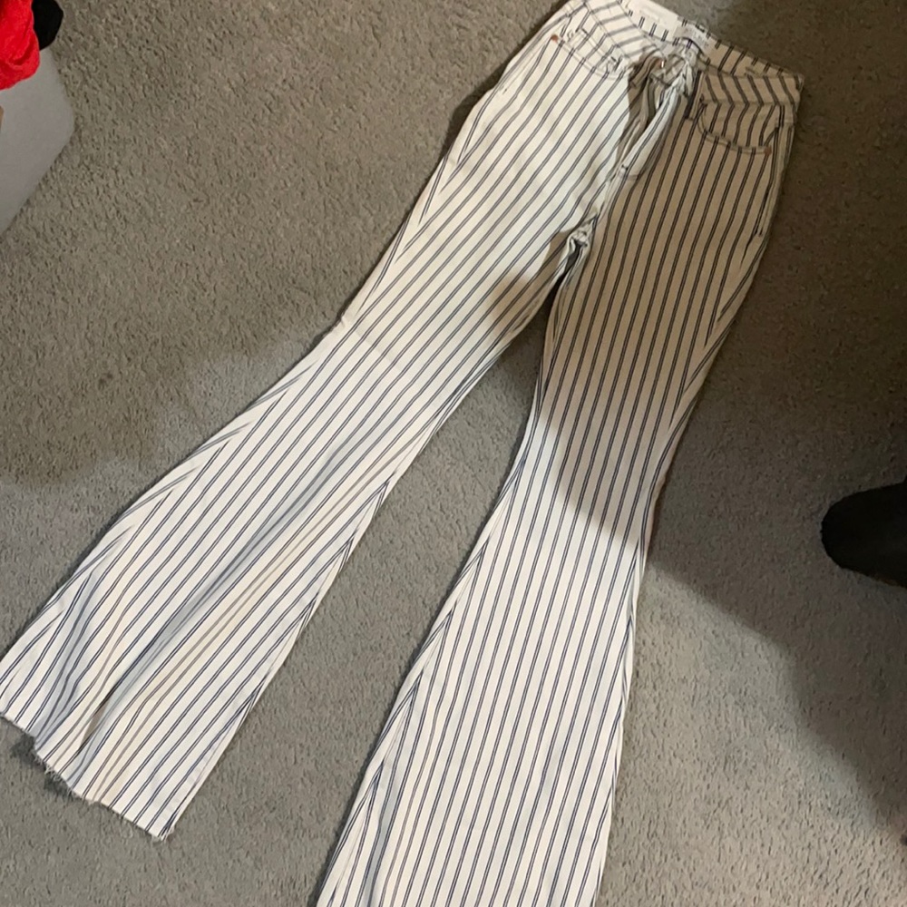 Wide leg pants